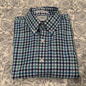 L.L. Bean men’s dress shirt size medium